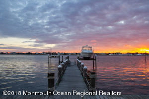 63 Monmouth Parkway, Monmouth Beach, NJ, 07750