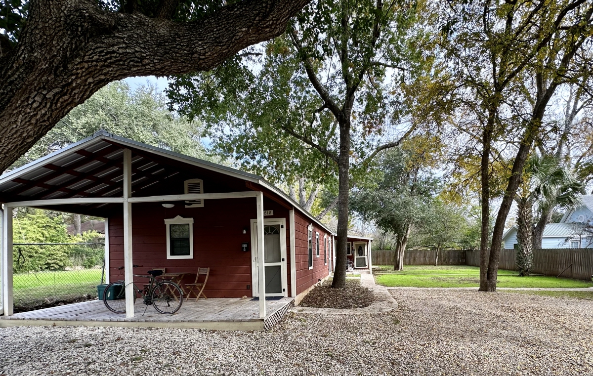 The Belvin-Hopkins Front Cottage, San Marcos, TX, 78666 United States