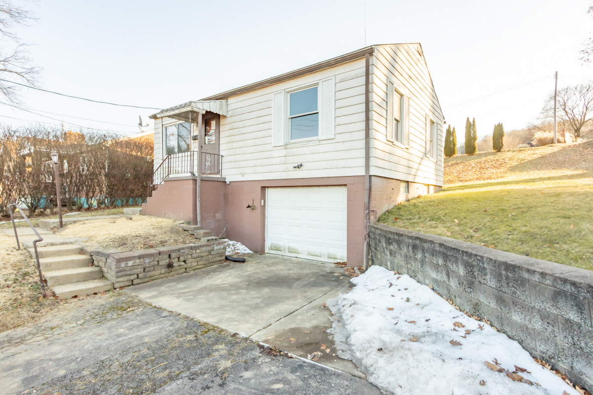 205 Bryan Street, Evans City, PA, 16023 United States