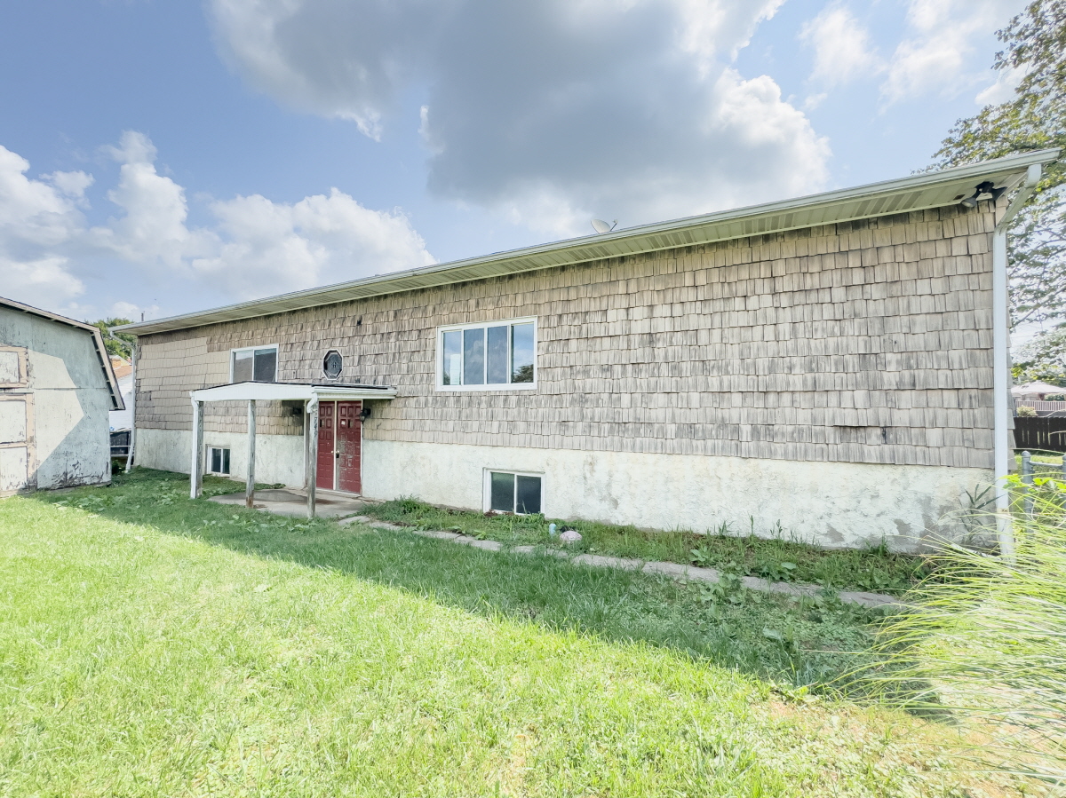 749 Parkway Drive, Springdale Township, PA, 15049 United States