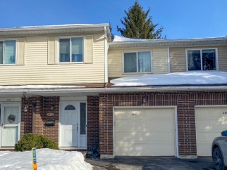 6896 , #33 Bilberry Dr., Orleans, ON, K1C 3R5 Canada