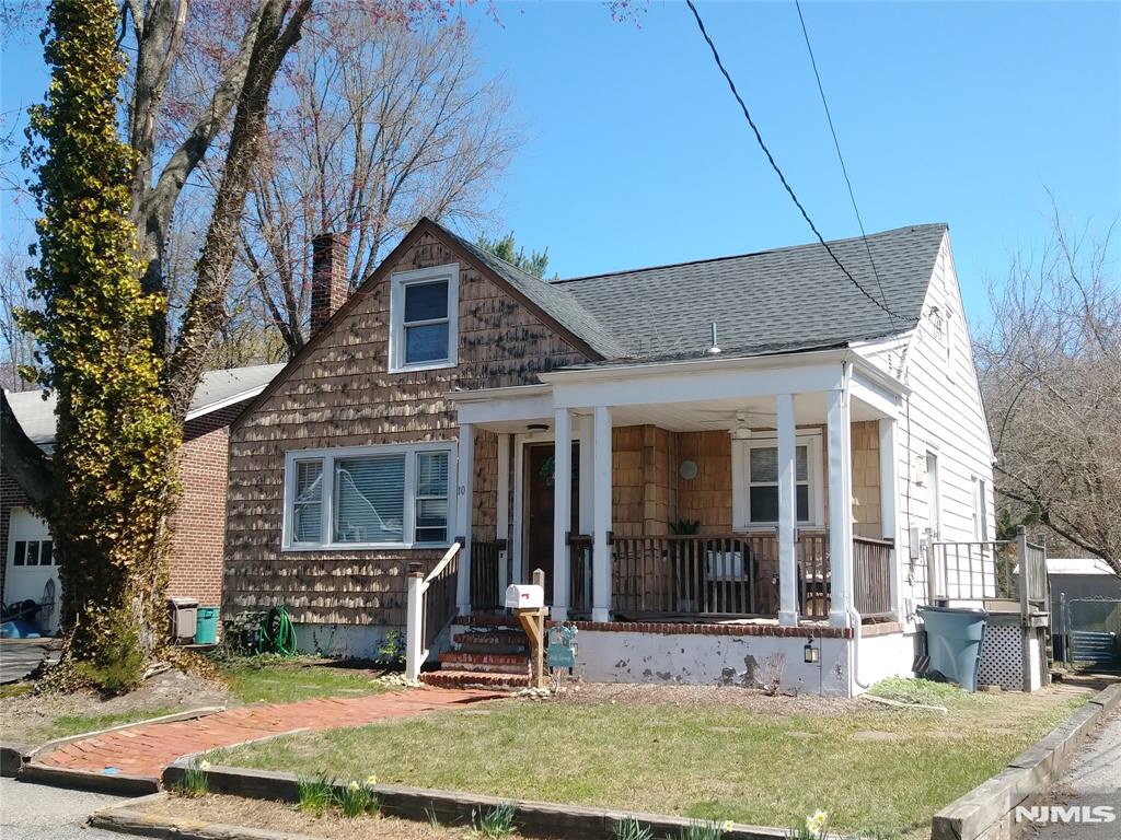 10 Evergreen Avenue, Wanaque, NJ, 07481 United States