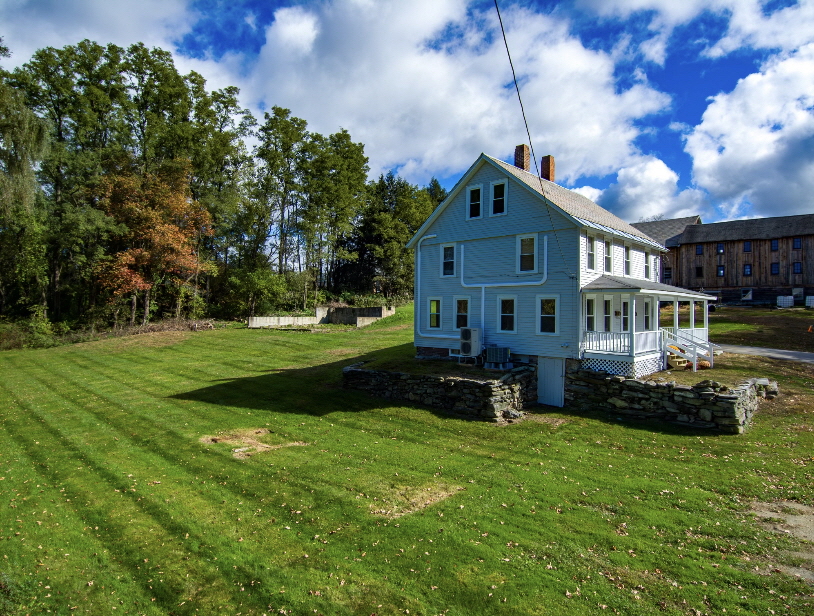 21 Meadow Street, Northfield, MA, 01360 United States