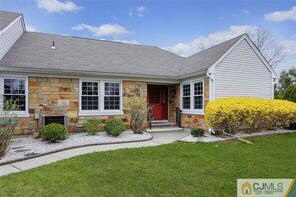 37 Daniel Webster Avenue, 1212 - Monroe, NJ, 08831 Canada