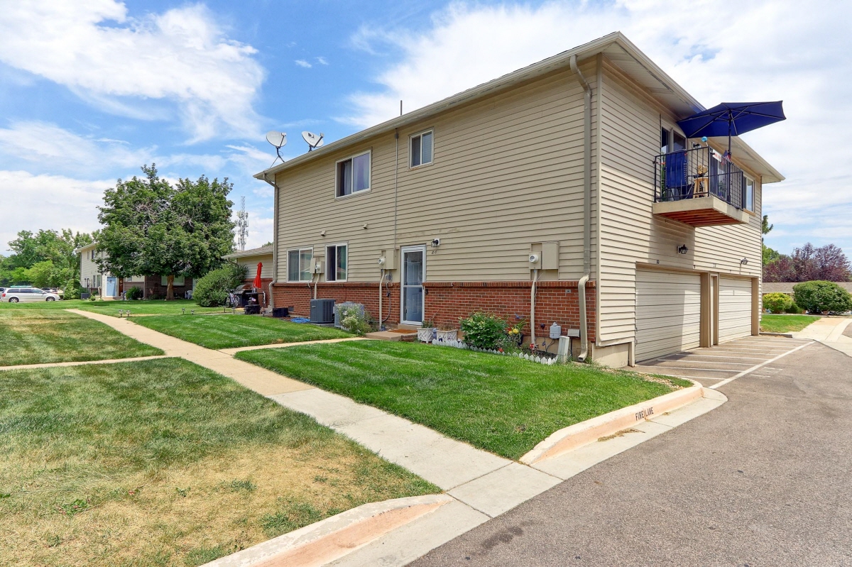 3354 S Flower Street, Unit #80, Lakewood, CO, 80227 United States